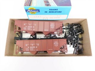 Ho Scale Athearn 5443 Nyc York Central 2 - Bay Hopper Car 834592 Kits 2 In 1