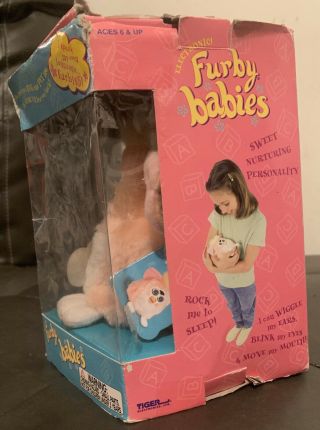Pink Furby Babies Tiger Electronics,  Ltd.  Hasbro 1999 70 - 940 2