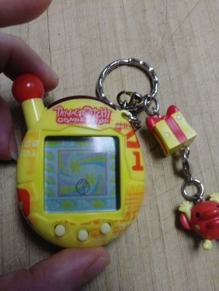 Tamagotchi Connection V4 Yellow/red With Yattatchi Character Charm (usa)