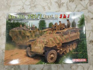 Dragon 6223 Sd.  Kfz.  251/7 Ausf.  D 3 In 1 1:35 Scale 