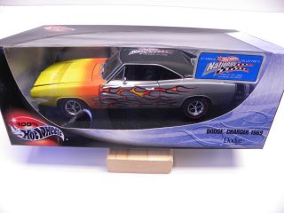 Hot Wheels Dodge Charger 1:18 1st Annual Collectors Nationals 2001