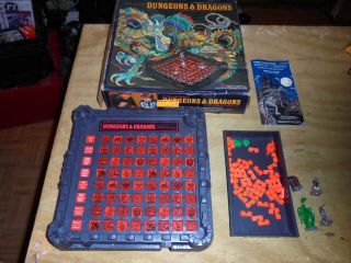 Vintage 1980 Dungeons & Dragons Computer Labyrinth Board Game Mattel Electronics