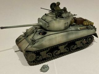 Ww2 Us Sherman Tank,  1/35,  Built & Finished For Display,  Fine,  Airbrushed.  (b)