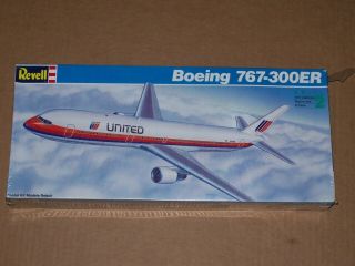 1/144 Revell Boeing 767 - 300er United