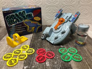 Space Blaster Disk Shooter,  1998 Min Yin Toys.  W/discs And Ammo Belt Clip