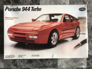 Italeri Testors 1:24 Porsche 944 Turbo.  Plastic Model Kit