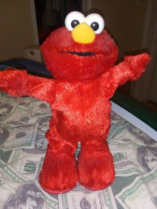 Elmo 2002 Mattel Sesame Street Workshop Fisher Price Hokey Pokey &