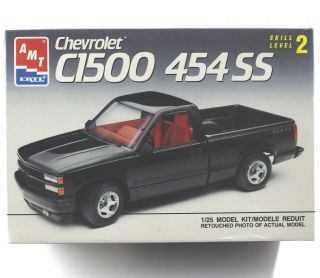 Chevrolet C1500 454 Ss Truck Amt Ertl 1:25 Model Kit 6032 Open Box
