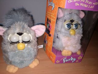 2 Furbies 70 - 800 Series Tiger Electronic Toy