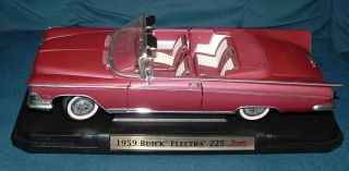 Road Signature 1959 Buick Electra 225 Convertible Die - Cast Model Car 1:18 Red/wh