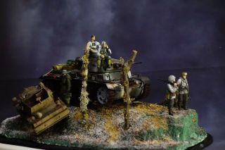 1/35 Wwii " Winter Marching " German Tank With Crews And Base