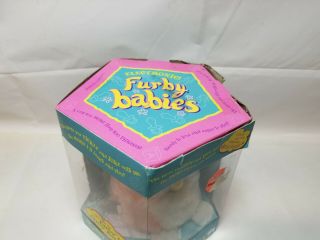 Tiger Electronics Furby Babies Pink and White Model 70 - 940 2