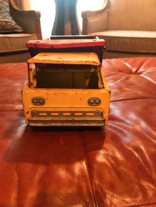 Vintage ‘60s Structo Grading Service Dump Truck with logs pressed steel 2