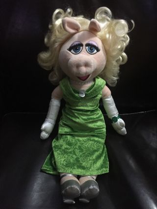 Disney Store The Muppets Miss Piggy Plush Toy 19
