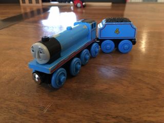 Gordon With Tender Thomas And Friends Wooden Learning Curve Brio