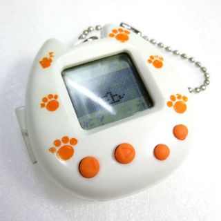 Neko Unjyatta White Ver Virtual Pet Tamagotchi Kitty Style Takara 1997 F/s