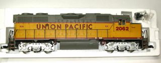 Usa Trains Union Pacific Emd Gp38 - 2 Diesel Locomotive Engine G Scale Train W Box