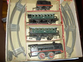 Vintage German,  Distler Wind - Up Metal Train Set,  Tracks,  Key,  Orig.  Box 1940s