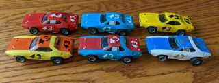 6 - Aurora Afx Plymouth Roadrunner " Richard Petty " Ho Slot Cars W/ 43