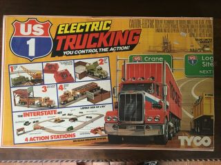 Vintage Tyco Us1 Electric Trucking Slot Car Set 3210 Complete 95 - 0 - 003