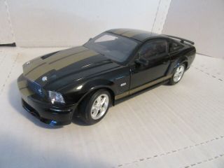 Shelby Collectibles 1/18 2006 Shelby Mustang Gt - H Hertz Cond Loose