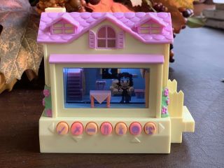 2005 Mattel Pixel Chix Yellow House Pink Roof Interactive Toy