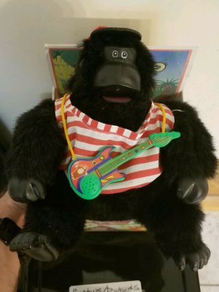Vintage Magogo Gorilla Battery Operated Singing Dancing Monkey PERFECTLY 2