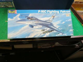 1/32 Revell F - 16c Fighting Falcon