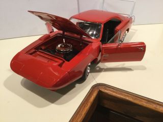 Ertl Collectibles American Muscle 1/18 Scale 1969 Dodge Charger Daytona Red
