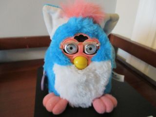 1999 Tiger Electronics Furby Babies Deep Blue,  White & Pink Baby 70 - 940