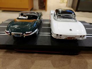 Carerra 1/24.  Exclusiv 20486 - 1962 chevy corvette and 20485 Jaguar Xke slotcars 3
