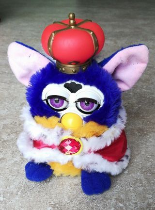 Vintage Tiger Electronics Furby 70 - 794 Limited Edition Your Royal Majesty Crown
