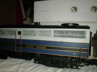 Aristo Craft Alco FA - 1 Baltimore &Ohio Diesel Locomotive - G Scale front and back 3