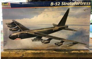 1/72 Revell/monogram B - 52 Stratofortress