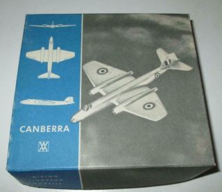 Wiking Modelle 1:200 Flugzeug Raf Canberra Jet Bomber