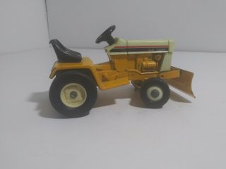 Vintage 1970’s Ertl 1/16 Cub Cadet 1650 Garden Tractor W/blade Die - Cast Farm Toy