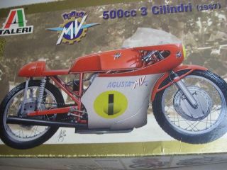 Mv Agusta 500cc Motorcycle 1/9 Model Kit No Instructions Appears Complete