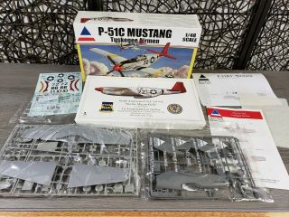Accurate Miniatures P - 51c Mustang Tuskegee Airmen Model Kit 1/48 Scale 2008