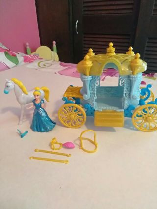 Disney Princess Little Kingdom Magiclip Cinderella Royal Carriage.