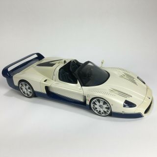 Hot Wheels Elite Maserati Mc 12 White 1:18 Scale Diecast Car / Not Complete