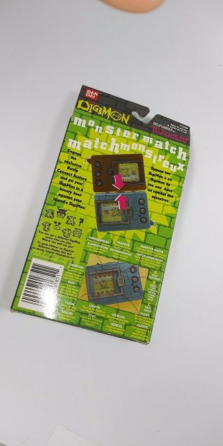 1997 Digimon Digital Monster Ver.  1 red Virtual Pet Tamagotchi Bandai hand held 2