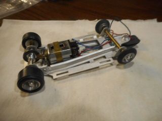 Vintage Cox 1/24 Scale La Cucaracha Slot Car Chassis First Issue