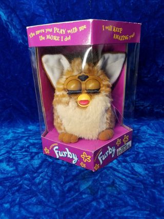 1999 Tiger Electronics Furby Brown Tan With Mohawk Open Box