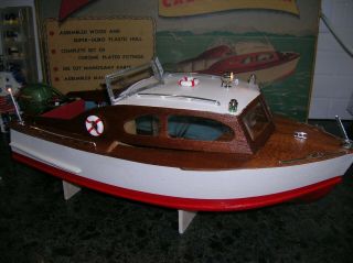 TOY WOOD BOAT WITH BOX ITO K&O BATTERY OPERATED BOAT BY CRAFT MASTERS 3