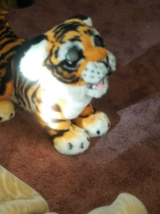 Furreal roarin tyler the playful tiger. ,  comes with batteries 2