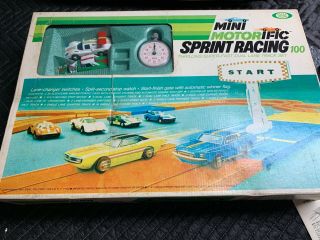 Ideal Mini Motorific Sprint Racing 100 Set & Orig Eveready Batteries Set