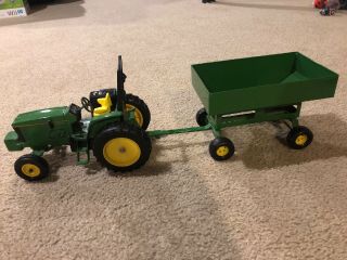 John Deere Model 6200 Tractor Die Cast 0064 Ertl Farm Equipment Toy 1/16 Scale