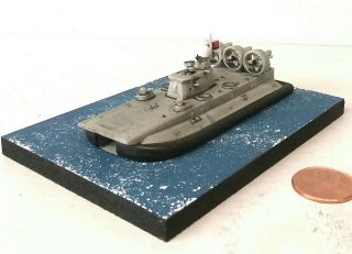 1:700 Scale Built Plastic Model Ship Russian Lcac Hovercraft Landing Craft Zubr
