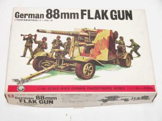 1/48 Bandai German 88mm Flak Anti Aircraft Gun & Crew Plastic Scale Model Kit