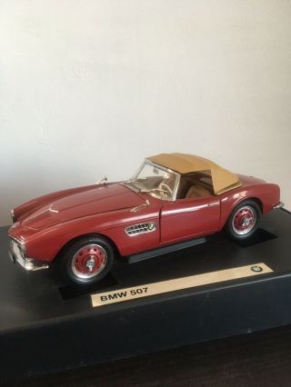 Revell Bmw 507 1956 Touring Sport 1/18 Scale Die Cast Car No Box